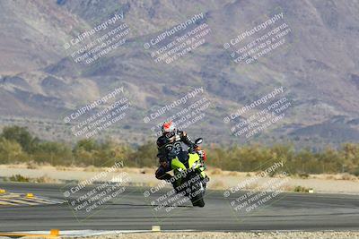 media/Jan-13-2024-SoCal Trackdays (Sat) [[9c032fe5aa]]/Turn 14 (10am)/
